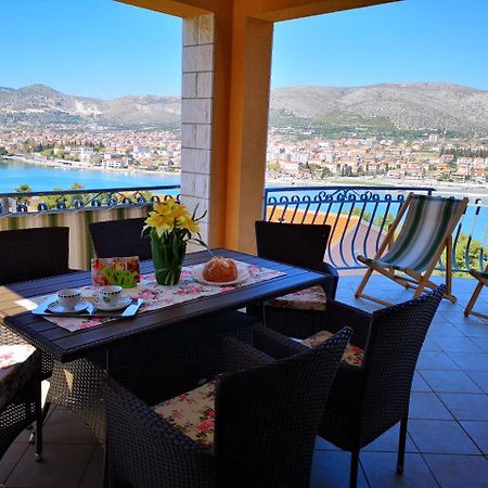 Apartments Ivona 2 Трогир Экстерьер фото